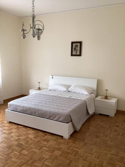 Casa Morena Negrar Luaran gambar
